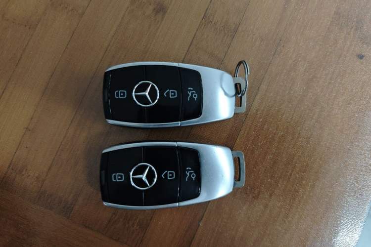 Used Mercedes-Benz E-Class 2018 E 200 Sport Edition Interior 1