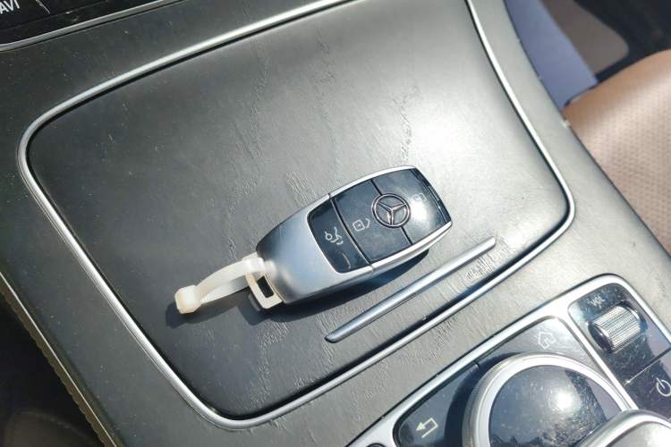 Used Mercedes-Benz E-Class 2018 E 200 L Sport Edition Interior 1