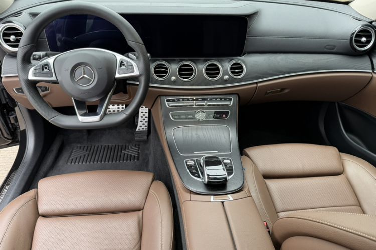 Used Mercedes-Benz E-Class 2018 Facelift E 200 L Sport Edition Interior 1