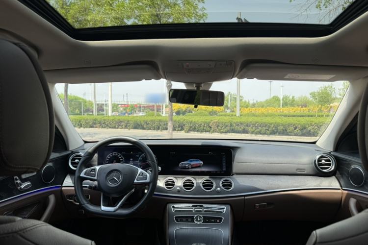 Used Mercedes-Benz E-Class 2018 Facelift E 200 L Sport Edition Interior 1