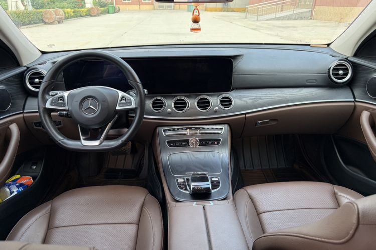 Used Mercedes-Benz E-Class 2018 Restyled E 300 L Sporty and Stylish Edition Interior 2