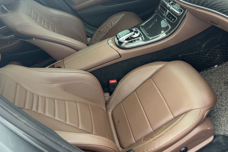 Used Mercedes-Benz E-Class 2018 E 300 L Sport Luxury Edition Interior 3
