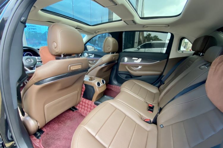 Used Mercedes-Benz E-Class 2018 Restyled E 300 L Sport Luxury Edition Interior 7