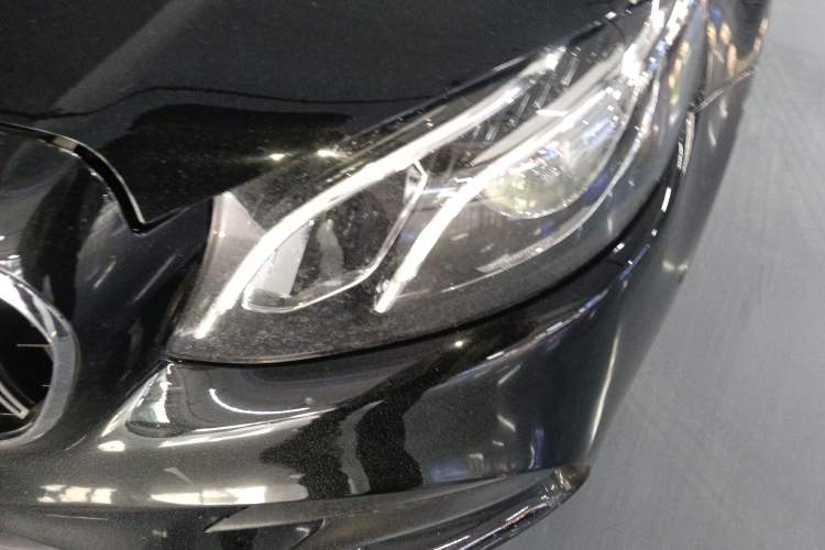 Used Mercedes-Benz E-Class 2018 E 200 L Sport Edition Left Front Headlight