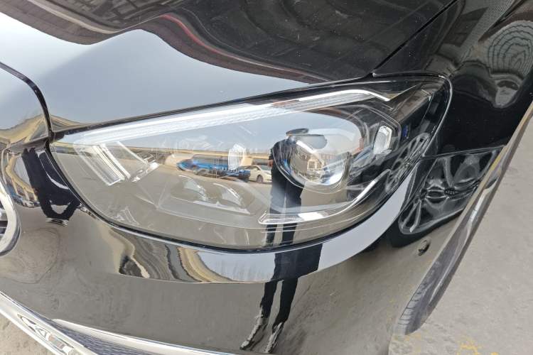 Used Mercedes-Benz E-Class 2018 E 300 L Sport Luxury Edition Left Front Headlight
