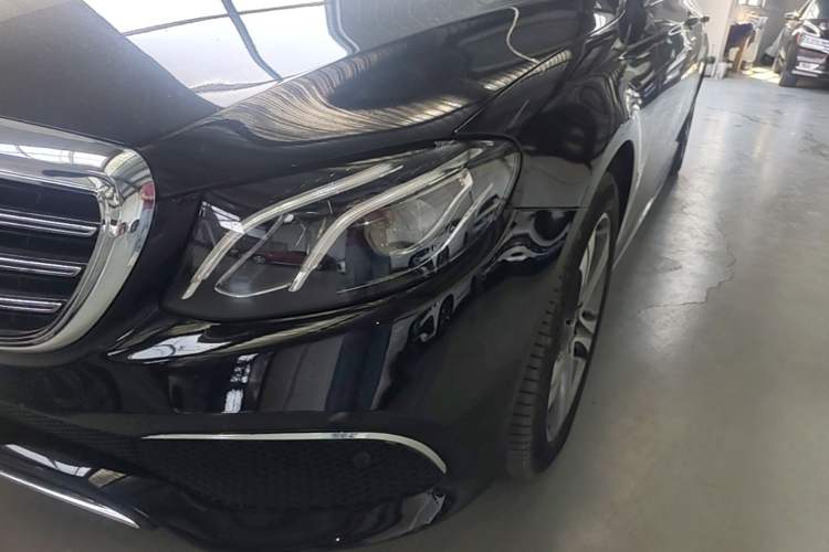 Used Mercedes-Benz E-Class 2018 E 200 L Sport Edition Left Front Headlight