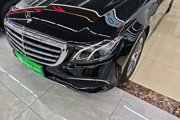 Used Mercedes-Benz E-Class 2018 E 300 L Sporty and Stylish Model Left Front Headlight