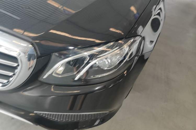 Used Mercedes-Benz E-Class 2018 Facelifted E 300 L Stylish Version Left Front Headlight