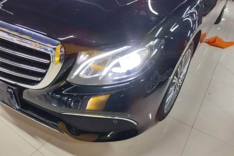 Used Mercedes-Benz E-Class 2018 Facelifted E 300 L Stylish Version Left Front Headlight