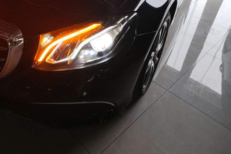 Used Mercedes-Benz E-Class 2018 E 200 L Left Front Headlight