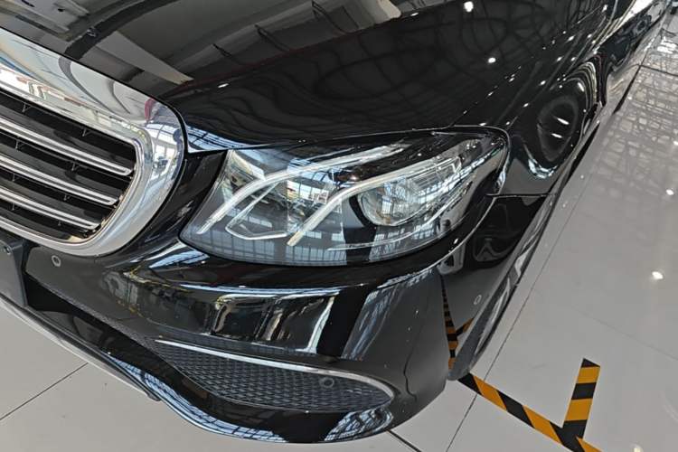 Used Mercedes-Benz E-Class 2018 Facelift E 300 L Luxury Edition Left Front Headlight