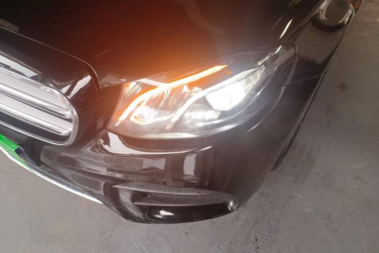 Used Mercedes-Benz E-Class 2018 Restyled E 300 L Sport Luxury Edition Left Front Headlight