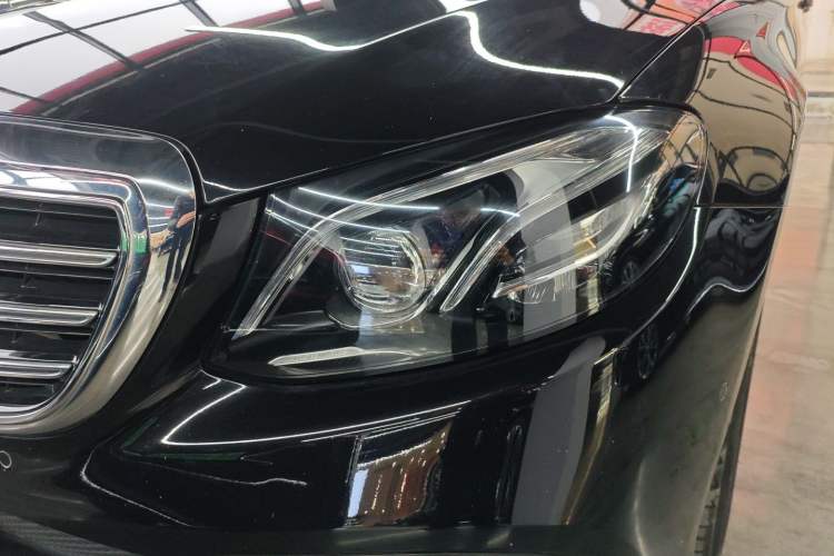Used Mercedes-Benz E-Class 2018 Facelift E 300 L Luxury Edition Left Front Headlight