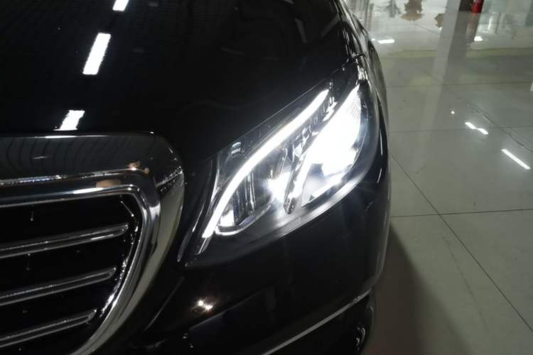 Used Mercedes-Benz E-Class 2018 E 300 L Luxury Model Left Front Headlight