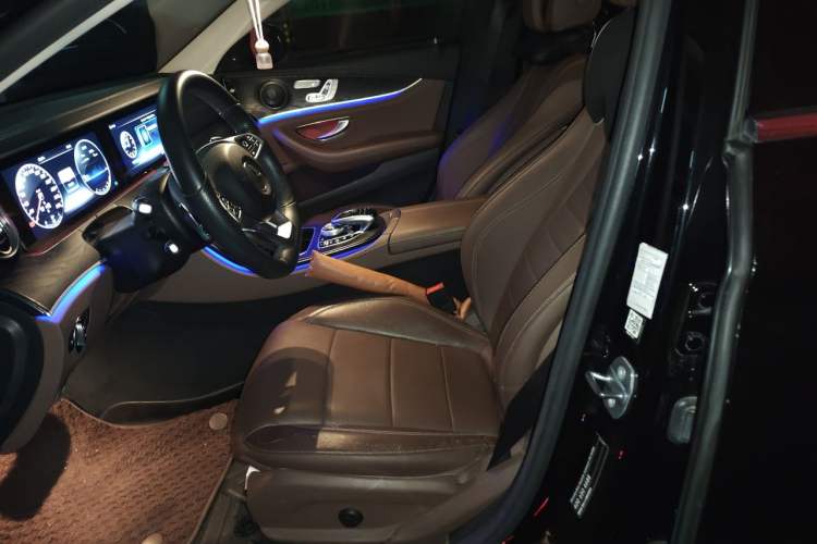 Used Mercedes-Benz E-Class 2018 E 300 L Sport Luxury Edition Left Front Seat