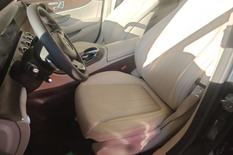 Used Mercedes-Benz E-Class 2018 Facelifted E 300 L Stylish Version Left Front Seat