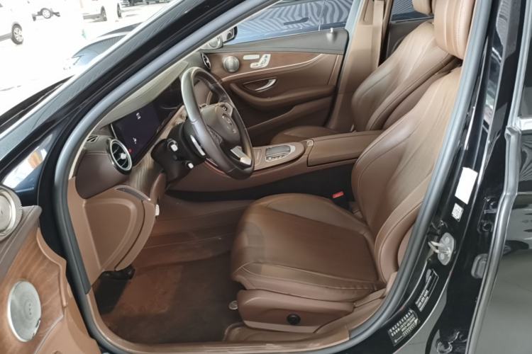 Used Mercedes-Benz E-Class 2018 Facelift E 300 L Luxury Edition Left Front Seat