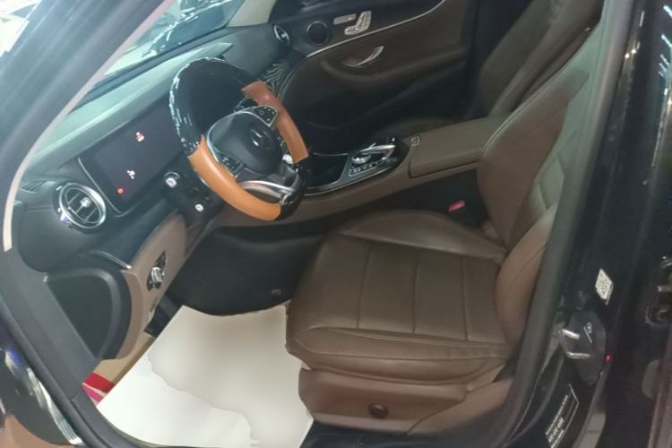 Used Mercedes-Benz E-Class 2018 Restyled E 300 L Sport Luxury Edition Left Front Seat