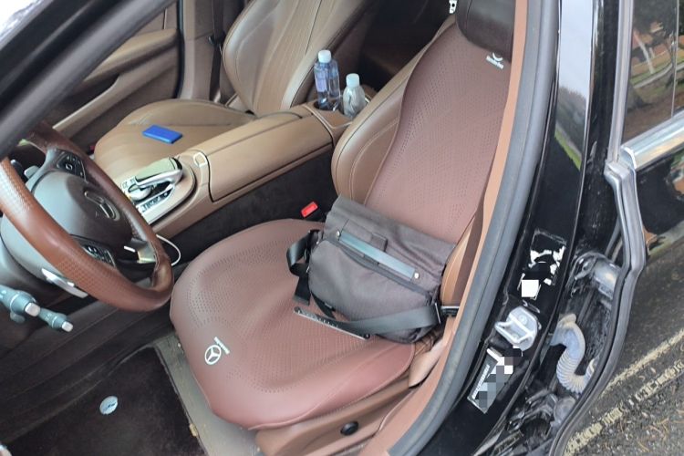 Used Mercedes-Benz E-Class 2018 Facelift E 300 L Luxury Edition Left Front Seat