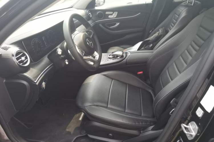 Used Mercedes-Benz E-Class 2018 Restyled E 300 L Sport Luxury Edition Left Front Seat