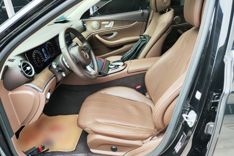 Used Mercedes-Benz E-Class 2018 Facelifted E 300 L Stylish Version Left Front Seat