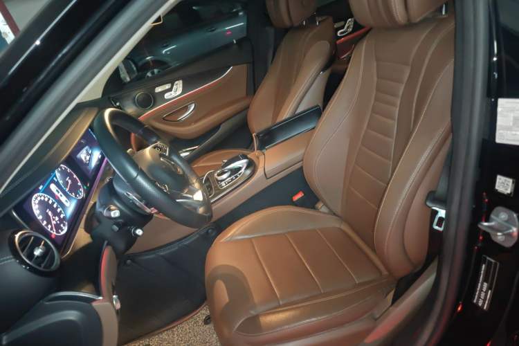 Used Mercedes-Benz E-Class 2018 Restyled E 300 L Sport Luxury Edition Left Front Seat