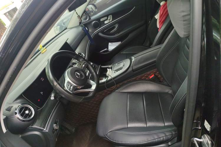 Used Mercedes-Benz E-Class 2018 Restyled E 300 L Sport Luxury Edition Left Front Seat