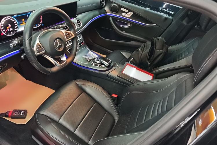 Used Mercedes-Benz E-Class 2018 E 300 L Sporty and Stylish Model Left Front Seat