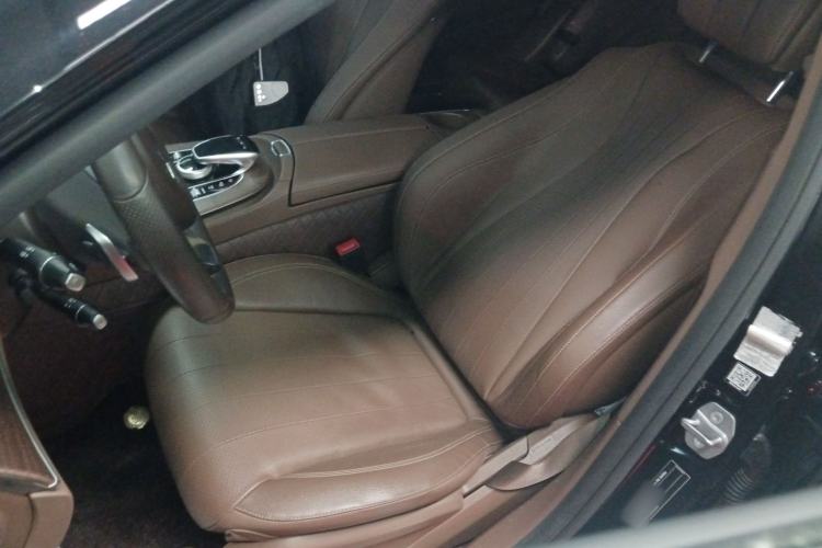 Used Mercedes-Benz E-Class 2018 Facelift E 300 L Luxury Edition Left Front Seat