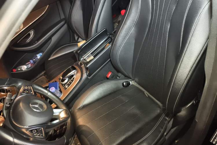Used Mercedes-Benz E-Class 2018 Facelift E 300 L Luxury Edition Left Front Seat