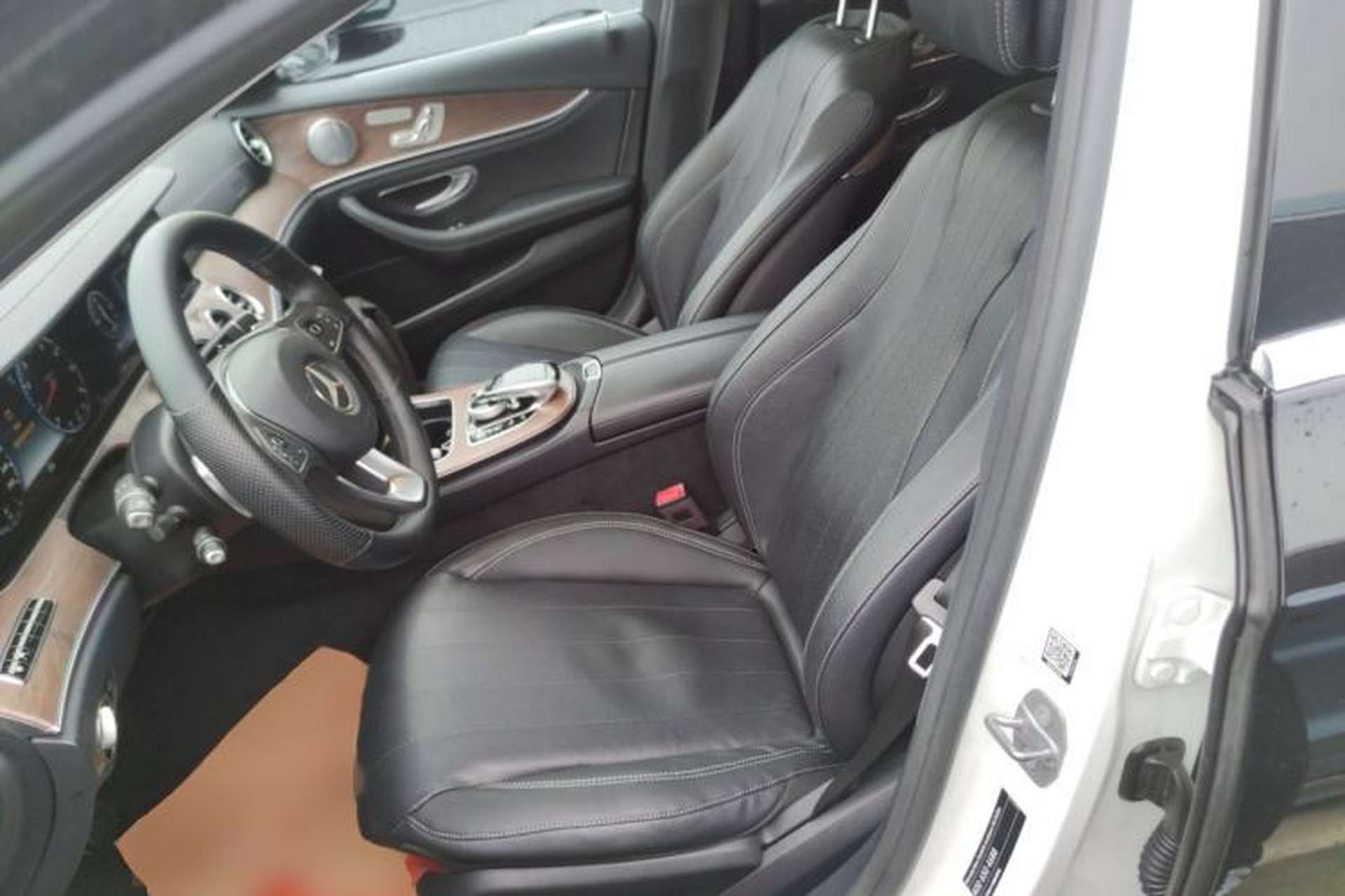 Used Mercedes-Benz E-Class 2018 Facelift E 300 L Luxury Edition Left Front Seat