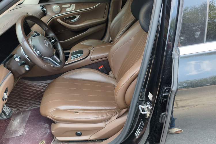 Used Mercedes-Benz E-Class 2018 Facelifted E 300 L Stylish Version Left Front Seat