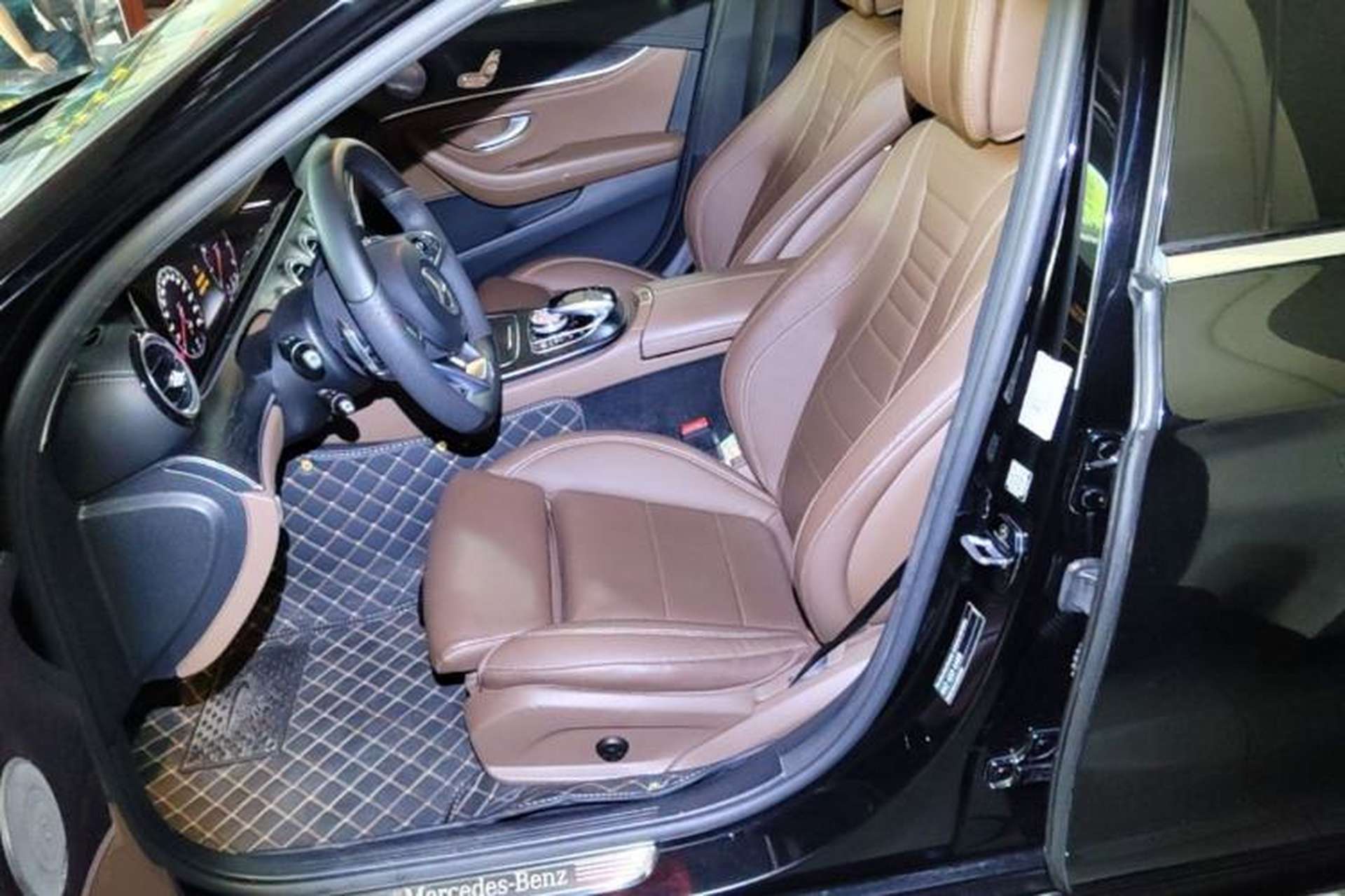 Used Mercedes-Benz E-Class 2018 E 200 L Sport Edition Left Front Seat
