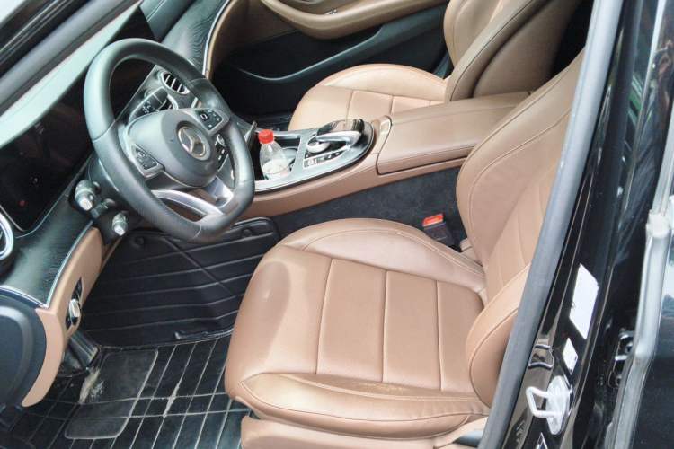 Used Mercedes-Benz E-Class 2018 Restyled E 300 L Sport Luxury Edition Left Front Seat