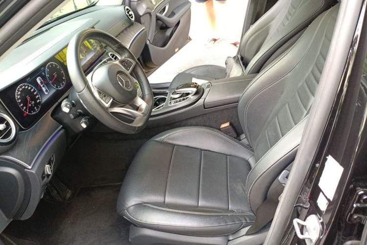 Used Mercedes-Benz E-Class 2018 E 300 L Sport Luxury Edition Left Front Seat