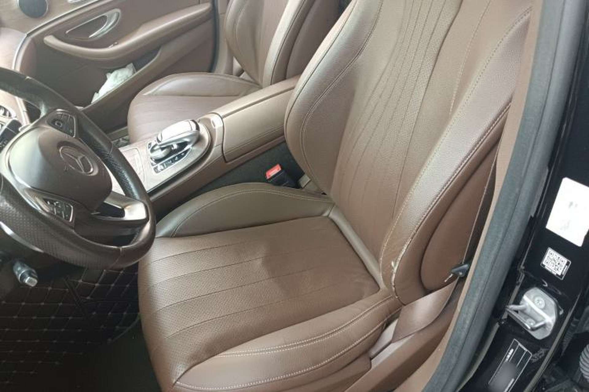 Used Mercedes-Benz E-Class 2018 Facelift E 300 L Luxury Edition Left Front Seat