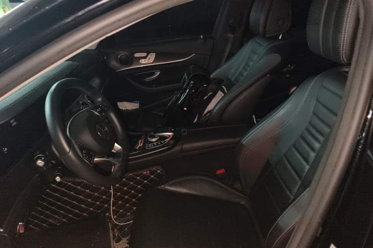 Used Mercedes-Benz E-Class 2018 E 300 L Sporty and Stylish Model Left Front Seat