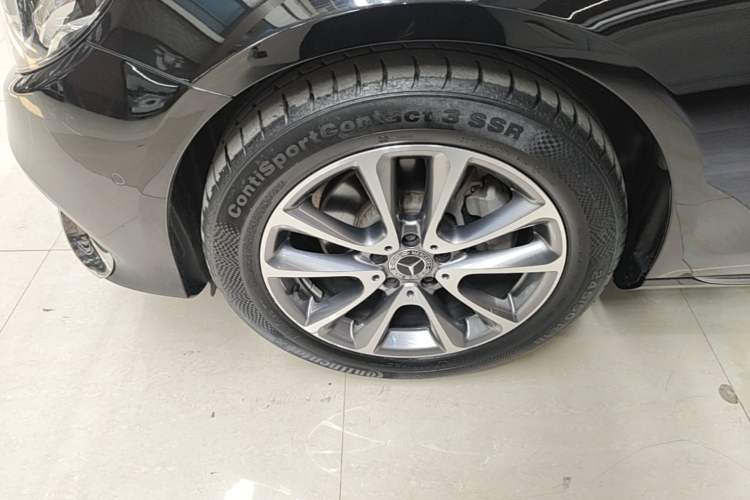 Used Mercedes-Benz E-Class 2018 E 200 L Left Front Wheel Hub