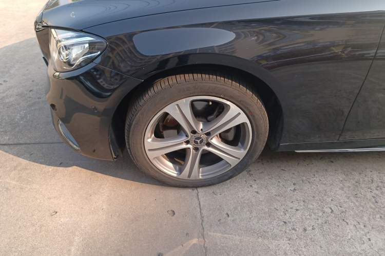 Used Mercedes-Benz E-Class 2018 Facelift E 200 L Sport Edition Left Front Wheel Hub