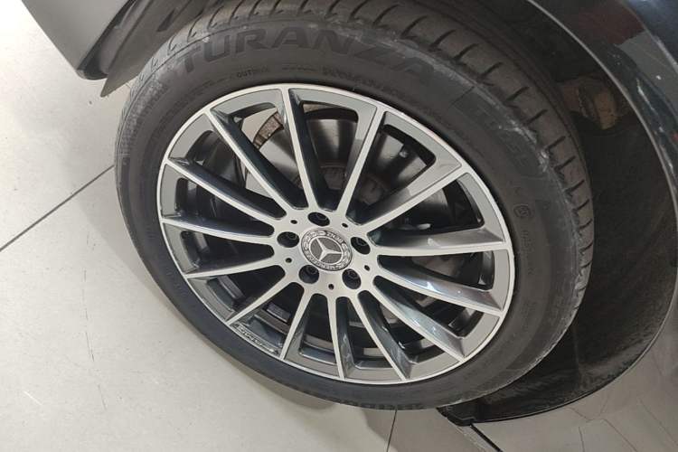 Used Mercedes-Benz E-Class 2018 E 200 L Left Front Wheel Hub