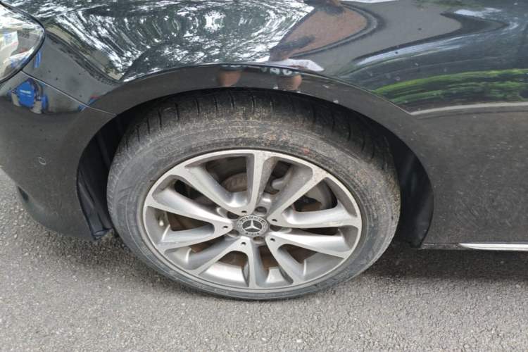 Used Mercedes-Benz E-Class 2018 Facelift E 200 L Left Front Wheel Hub