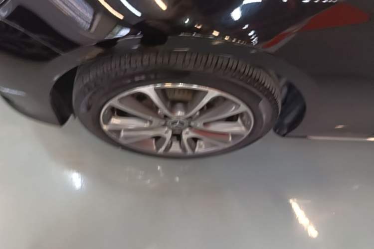 Used Mercedes-Benz E-Class 2018 Facelift E 200 L Left Front Wheel Hub