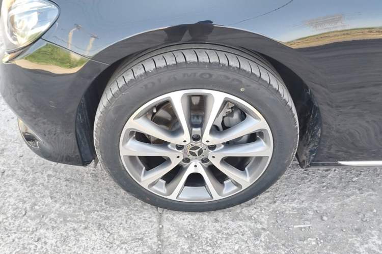 Used Mercedes-Benz E-Class 2018 Facelift E 200 L Left Front Wheel Hub
