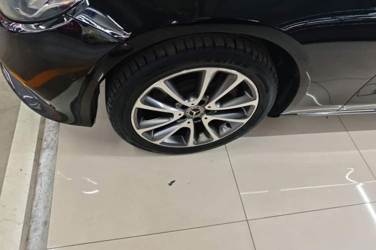 Used Mercedes-Benz E-Class 2018 E 200 L Left Front Wheel Hub