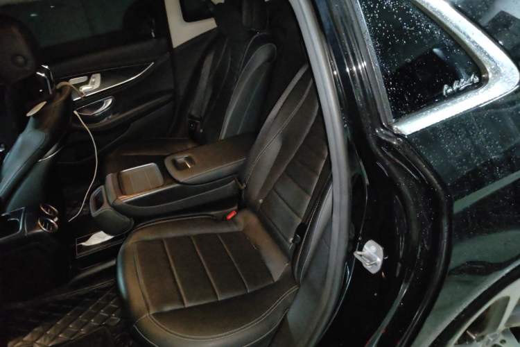 Used Mercedes-Benz E-Class 2018 Restyled E 300 L Sport Luxury Edition Left Rear Seat