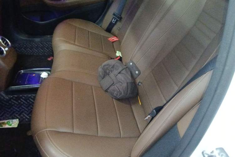 Used Mercedes-Benz E-Class 2018 E 200 L Sport Edition Left Rear Seat