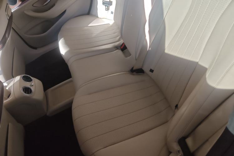 Used Mercedes-Benz E-Class 2018 Facelifted E 300 L Stylish Version Left Rear Seat