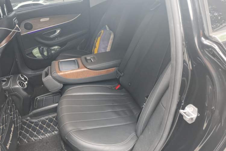 Used Mercedes-Benz E-Class 2018 E 320 L 4MATIC Left Rear Seat