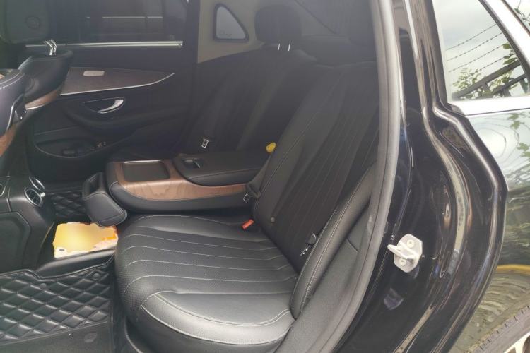 Used Mercedes-Benz E-Class 2018 Facelifted E 300 L Stylish Version Left Rear Seat