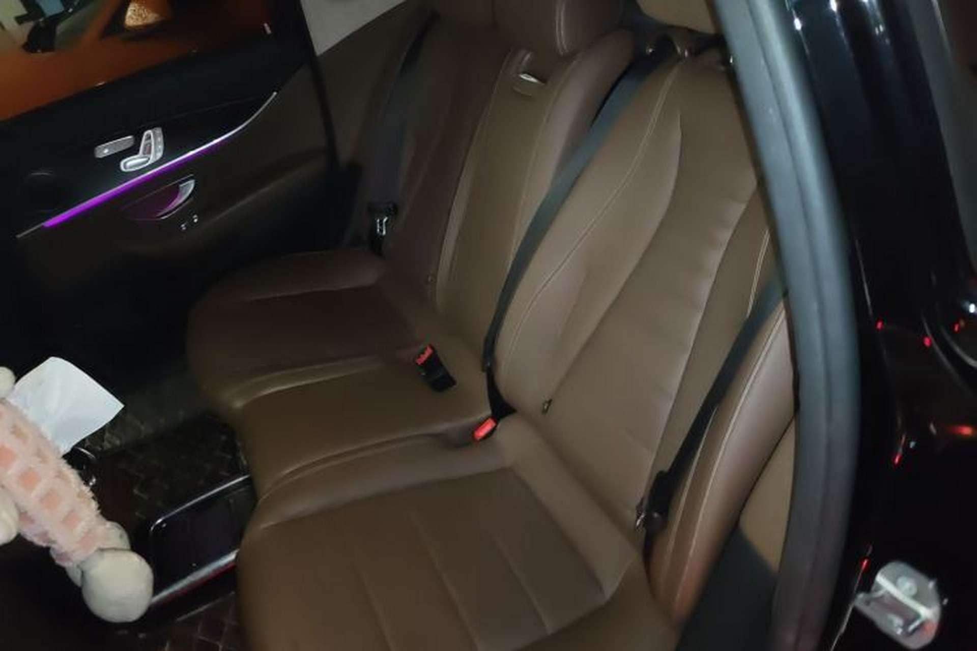 Used Mercedes-Benz E-Class 2018 E 300 L Sport Luxury Edition Left Rear Seat